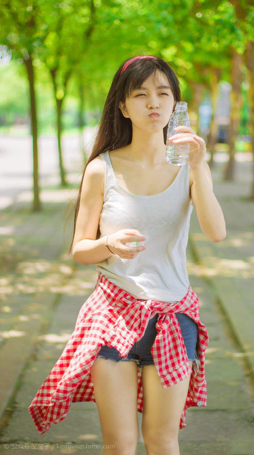 JiuyouAPP下载-伊普斯维奇城主帅基兰·麦肯纳：年轻教练的挑战，基兰-麦肯纳