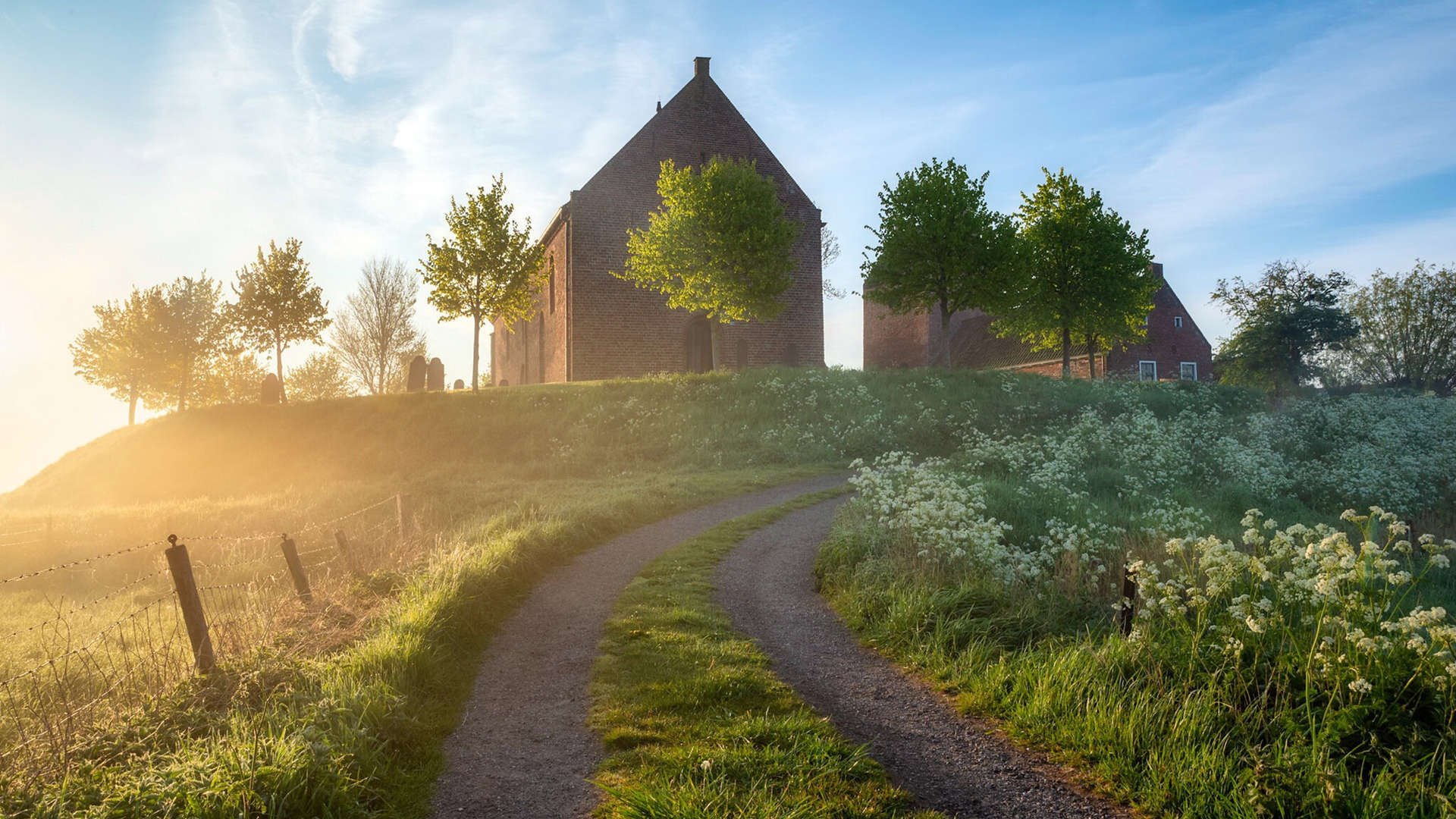 九游网页版官网入口-皇马主场2-0战胜格拉纳达，继续领跑西甲积分榜，西甲_皇马2-0主场4连胜