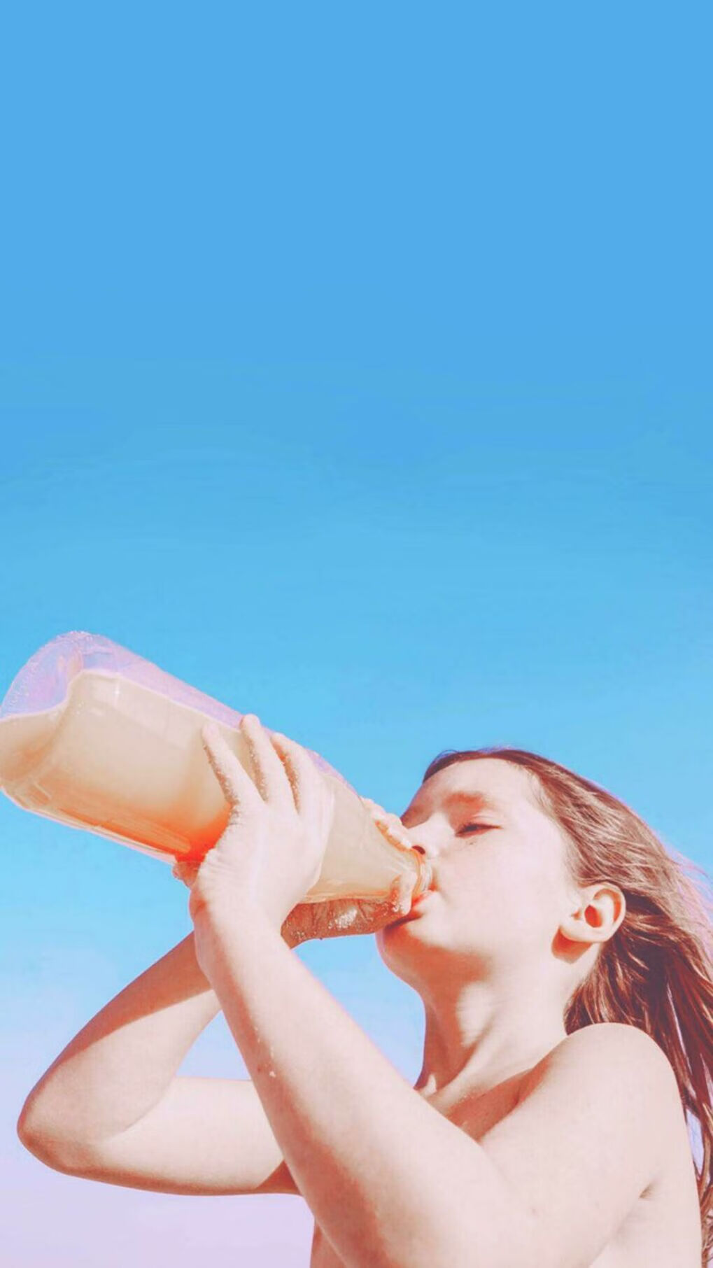 帕金斯表现引发观众热烈掌声，帕金斯表现引发观众热烈掌声的句子